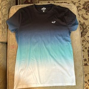 hollister tshirt
